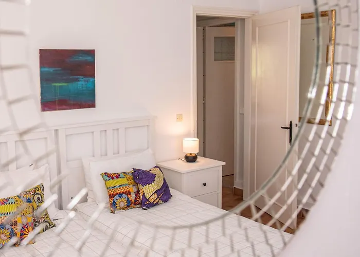 Fiona's House דירה