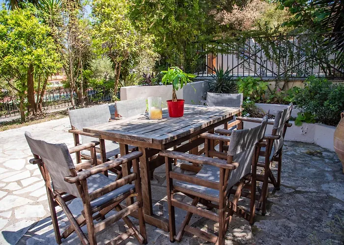 Fiona's House * Kato Korakiana